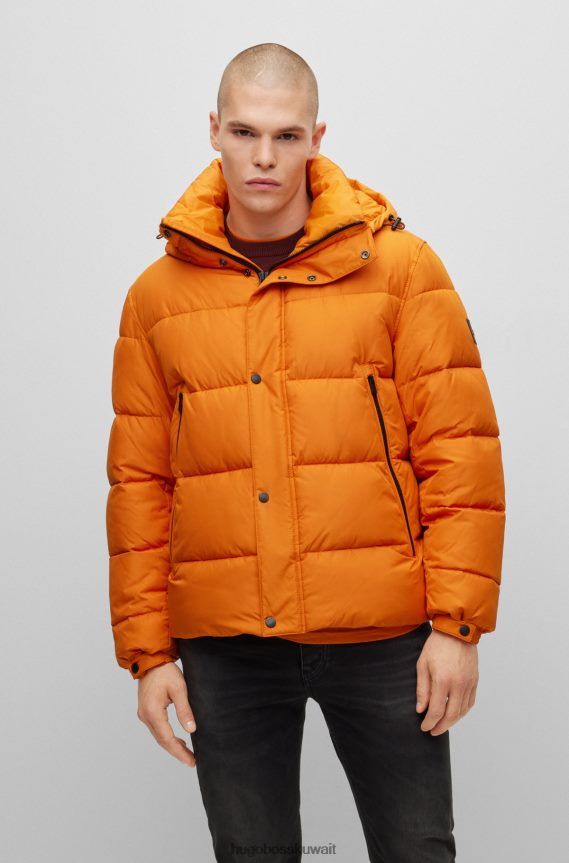 4TFNJN1021 برتقالي فاتح Hugo Boss سترة منتفخة بغطاء رأس مقاومة للماء مع رقعة شعار هوغو باللون البرتقالي الفاتح