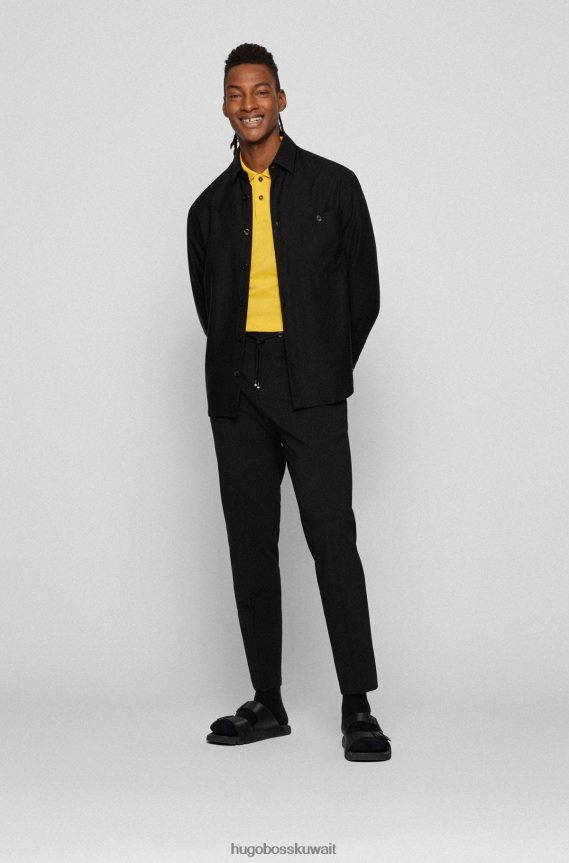 4TFNJN1024 أصفر فاتح Hugo Boss قميص بولو هوغو ذو قصة ضيقة باللون الأصفر الفاتح مع شعار أسفل الياقة