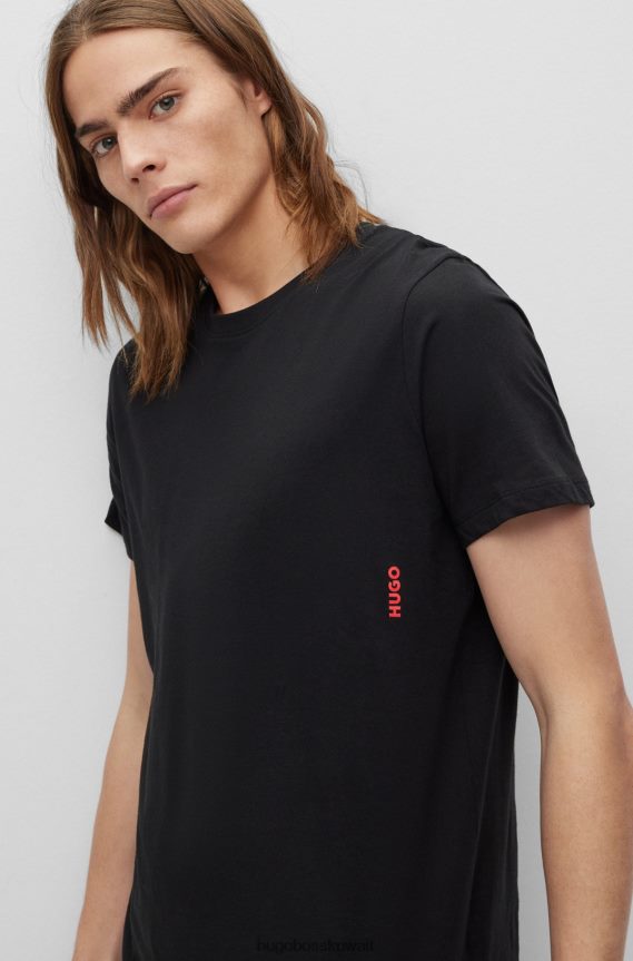 4TFNJN1036 أبيض أسود Hugo Boss حزمة من قطعتين من تيشيرتات الملابس الداخلية القطنية باللون الأبيض مع شعار عمودي من Hugo