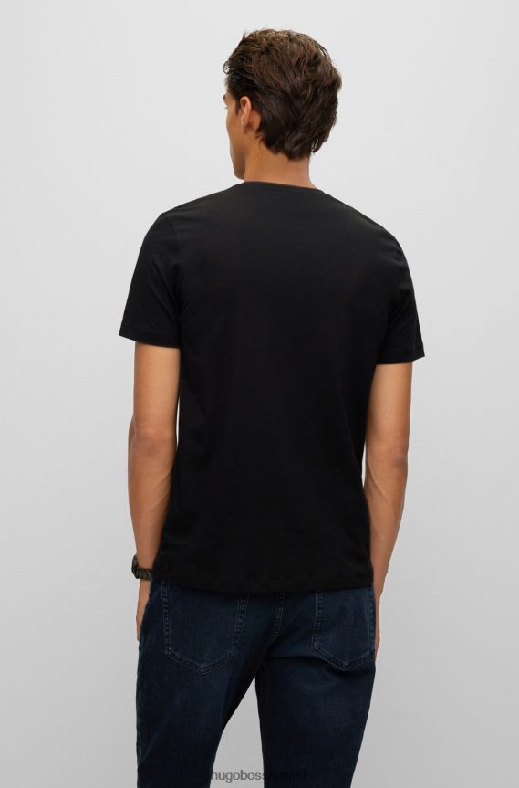 4TFNJN1039 أسود Hugo Boss حزمة من ثلاثة قمصان داخلية مع شعار أحمر مطبوع باللون الأسود