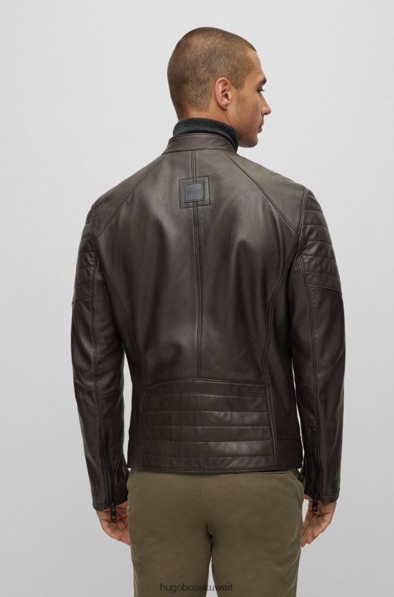 4TFNJN1050 بني غامق Hugo Boss سترة Hugo ضيقة من جلد الحمل مع تفاصيل مبطنة باللون البني الداكن