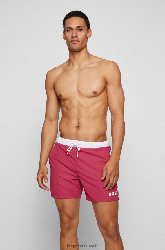 4TFNJN1072 لون القرنفل Hugo Boss شورت سباحة بشعار متباين باللون الوردي من Hugo مصنوع من مادة معاد تدويرها