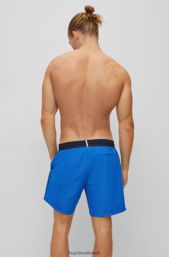 4TFNJN1077 أزرق Hugo Boss شورت سباحة بشعار متباين مصنوع من مادة مُعاد تدويرها باللون الأزرق Hugo