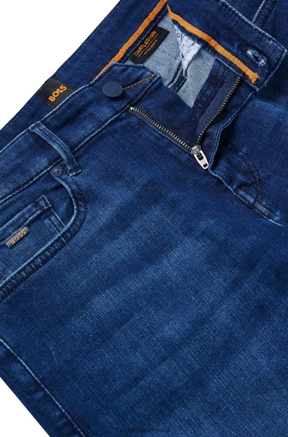 4TFNJN1116 أزرق Hugo Boss جينز هوغو بقصة ضيقة باللون الأزرق من قماش الدنيم الأزرق فائق التمدد