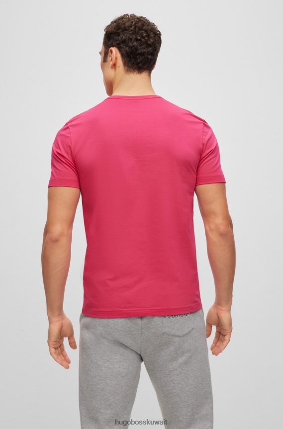 4TFNJN1140 لون القرنفل Hugo Boss تيشيرت بشعار Hugo ذو مقاس عادي من القطن العضوي باللون الوردي