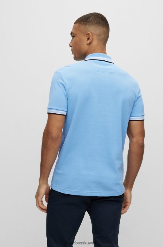4TFNJN1203 أزرق فاتح Hugo Boss قميص بولو من القطن العضوي باللون الأزرق الفاتح مع شعار منحني من Hugo