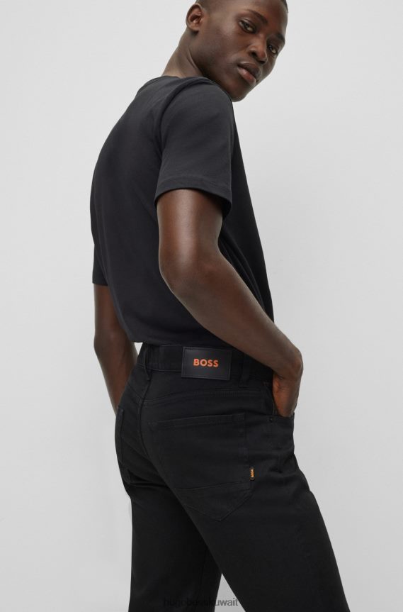 4TFNJN1237 أسود Hugo Boss جينز بقصة عادية باللون الأسود والأسود من قماش الدنيم المطاطي المريح باللون الأسود