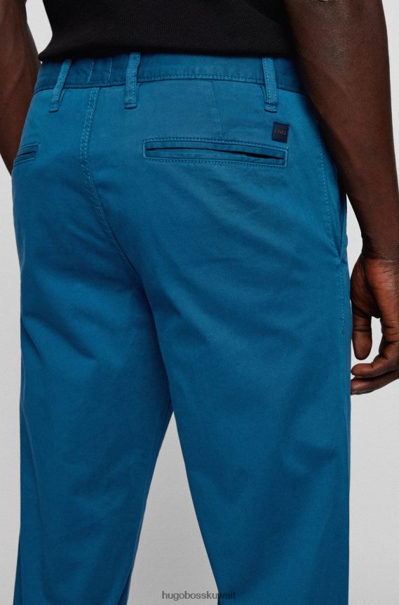 4TFNJN1257 أزرق Hugo Boss بنطال تشينو باللون الأزرق من Hugo مصنوع من الساتان القطني المطاطي المصبوغ