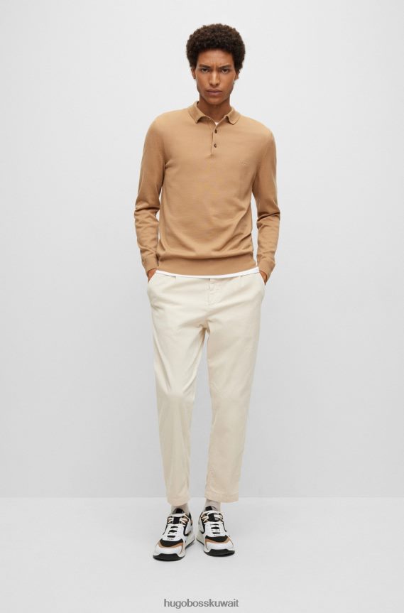 4TFNJN1277 اللون البيج Hugo Boss سترة بولو من الصوف البكر مع شعار مطرز باللون البيج هوغو