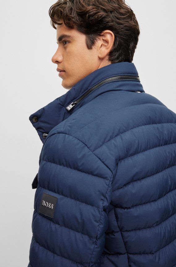 4TFNJN1295 أزرق غامق Hugo Boss سترة مقاومة للماء مع شعار هوغو باللون الأزرق الداكن