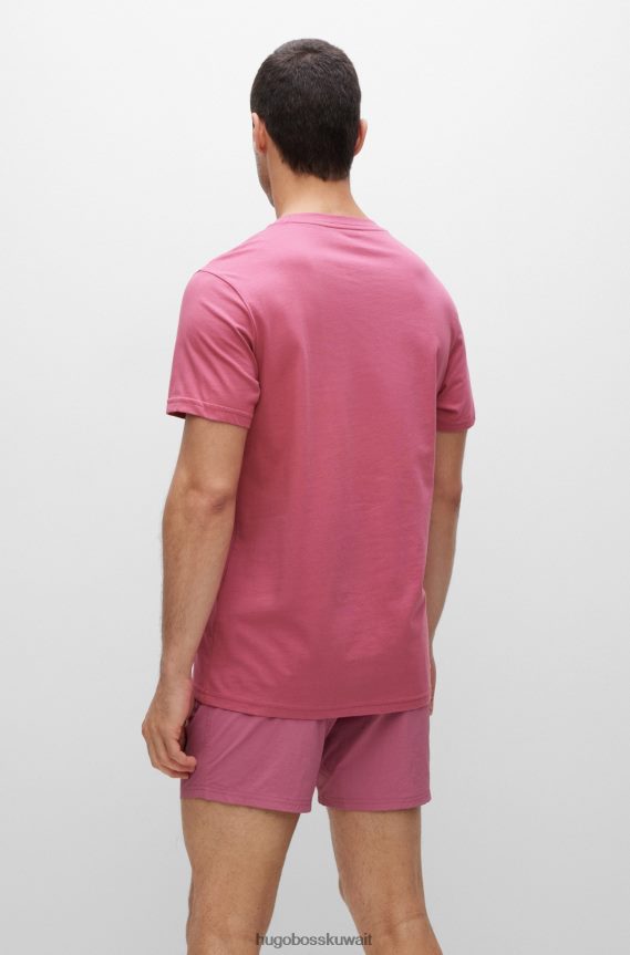 4TFNJN1300 وردي فاتح Hugo Boss تيشيرت Hugo المريح بعامل حماية من الأشعة فوق البنفسجية 50+ مصنوع من القطن مع شعار باللون الوردي الفاتح