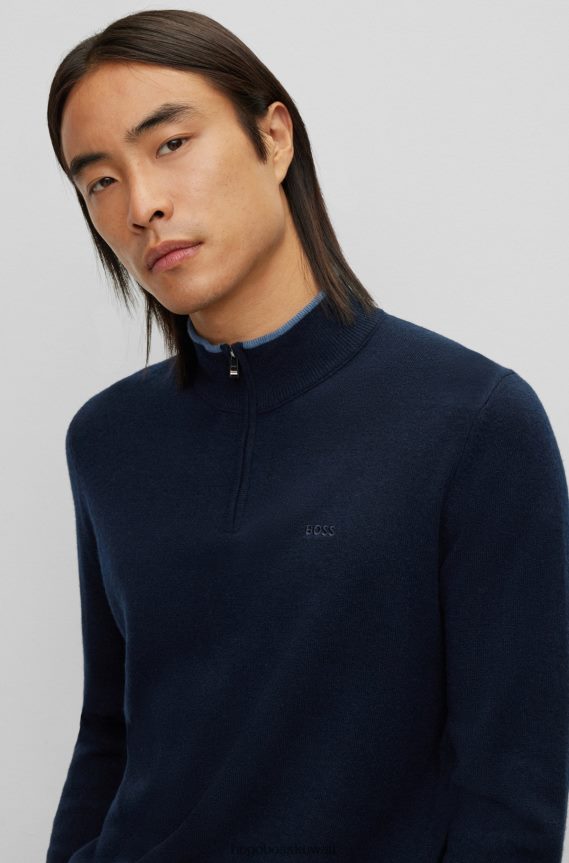 4TFNJN1314 أزرق غامق Hugo Boss سترة ذات رقبة بسحاب باللون الأزرق الداكن من الصوف البكر مع شعار هوغو مطرز