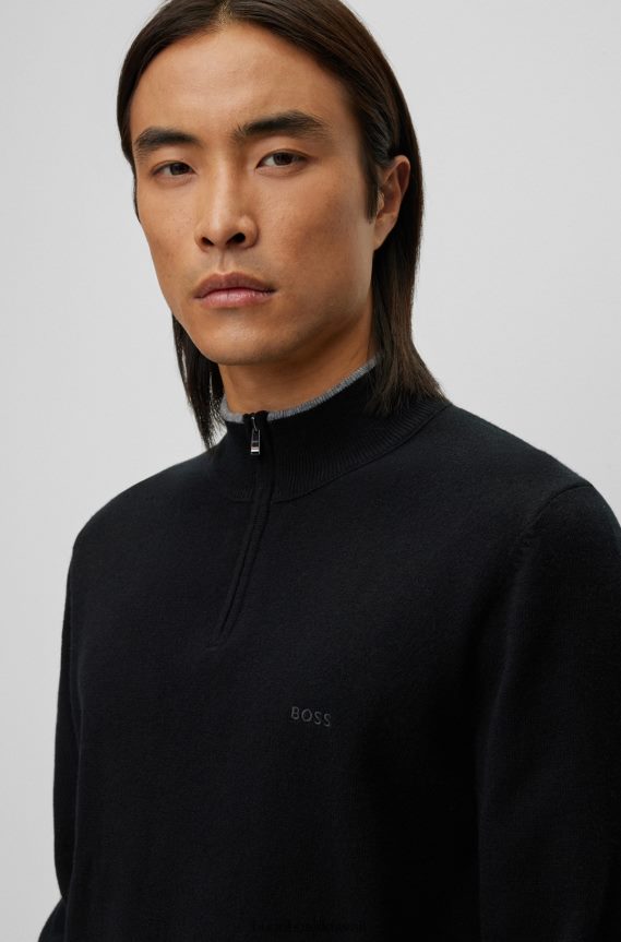 4TFNJN1316 أسود Hugo Boss سترة هيوغو سوداء برقبة بسحاب من الصوف البكر مع شعار مطرز