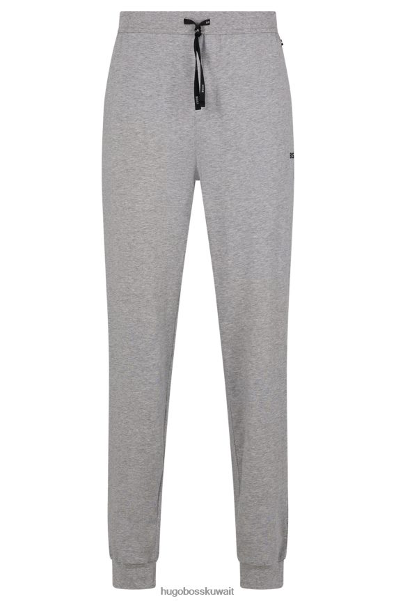 4TFNJN1320 رمادي فاتح Hugo Boss بدلة رياضية من القطن المطاطي باللون الرمادي الفاتح مع شعار هوغو مطرز
