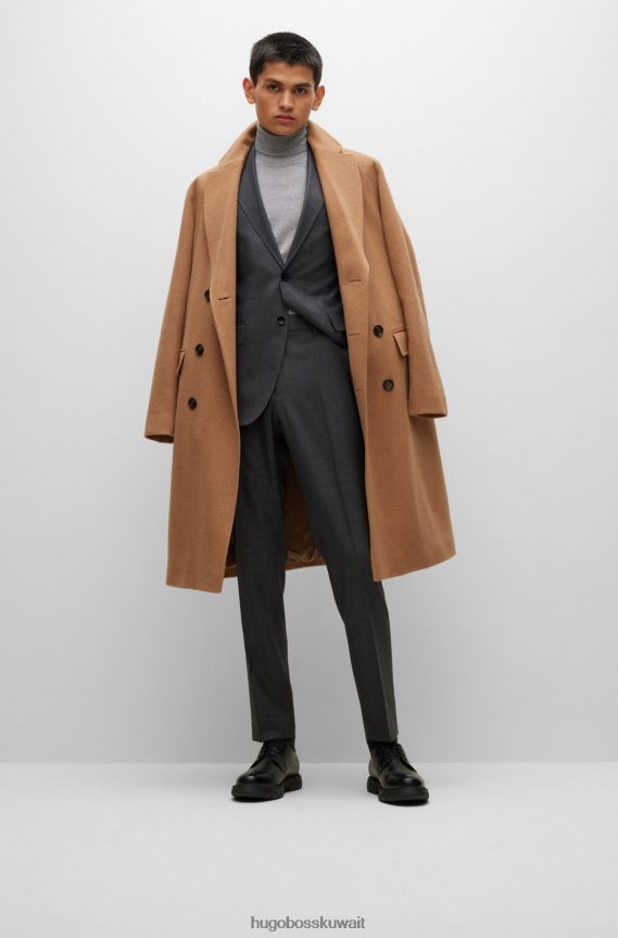 4TFNJN1364 الرمادي الداكن Hugo Boss بدلة هوغو باللون الرمادي الداكن بقصة عادية مصنوعة من نسيج قطني طويل من الصوف البكر