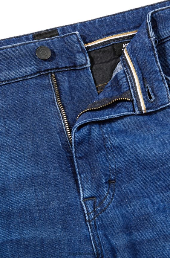 4TFNJN1378 أزرق غامق Hugo Boss جينز Hugo مريح باللون الأزرق من الدنيم الإيطالي فائق النعومة باللون الأزرق الداكن