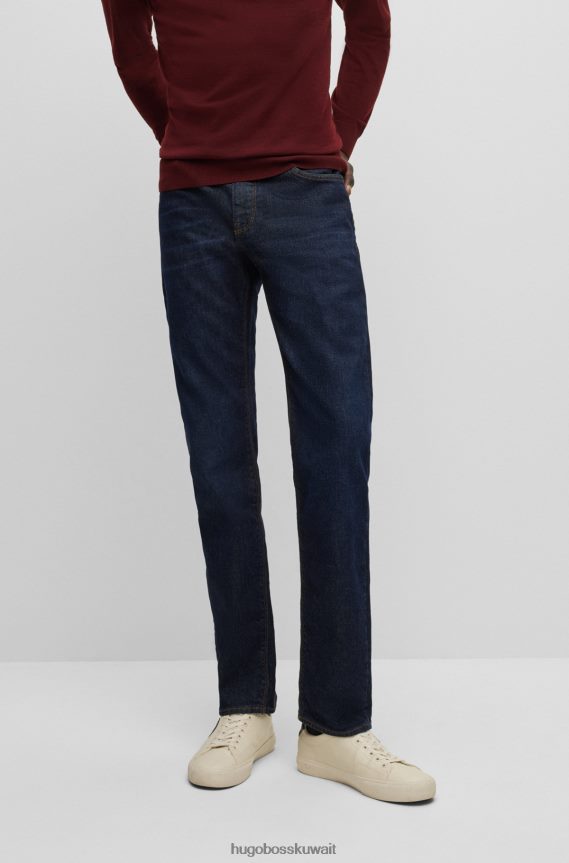4TFNJN1383 أزرق غامق Hugo Boss هوغو جينز أزرق داكن بقصة عادية من قماش الدنيم المريح باللون الأزرق الداكن
