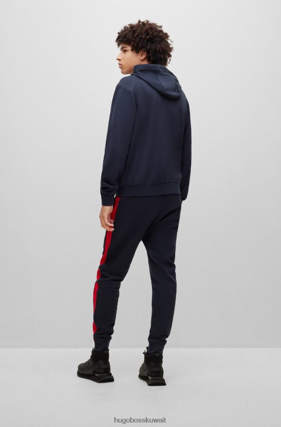 4TFNJN1384 أزرق غامق Hugo Boss بدلة رياضية من قطن تيري من هوغو مع خطوط وشعارات مكدسة باللون الأزرق الداكن