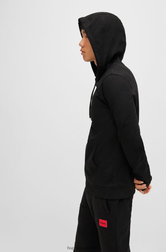 4TFNJN1393 أسود Hugo Boss سويت شيرت بغطاء رأس من قطن تيري مع شعار أحمر هوغو أسود