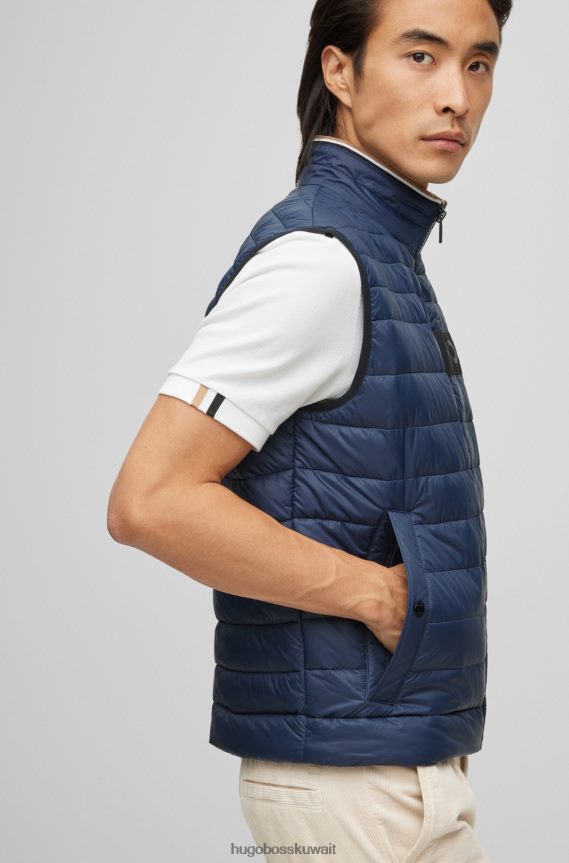 4TFNJN1408 أزرق غامق Hugo Boss هوغو جيليه مبطن طارد للماء مع شريط شعار ثلاثي الأبعاد باللون الأزرق الداكن