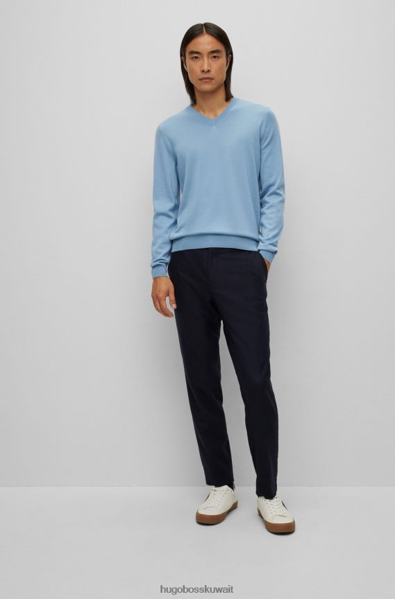 4TFNJN1416 أزرق فاتح Hugo Boss سترة زرقاء فاتحة برقبة على شكل حرف V من هوغو من الصوف المسؤول