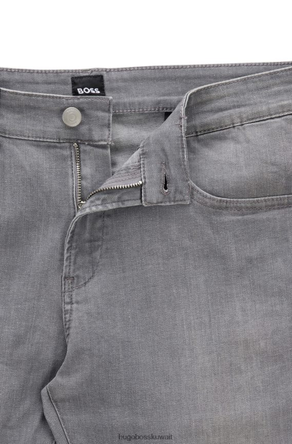 4TFNJN1425 رمادي Hugo Boss هوغو جينز رمادي بقصة ضيقة من قماش الدنيم الرمادي خفيف الوزن
