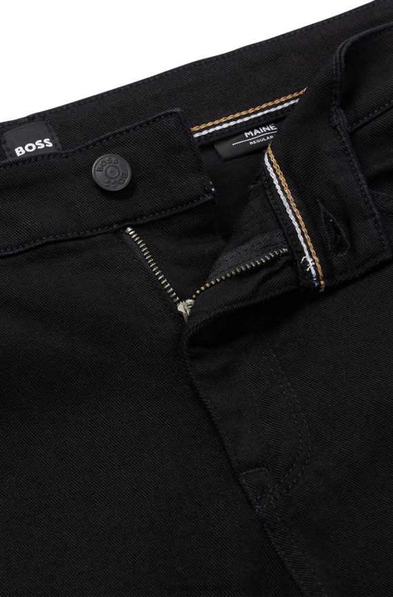 4TFNJN1427 أسود Hugo Boss جينز بقصة عادية من الدنيم الإيطالي الأسود والأسود هوغو