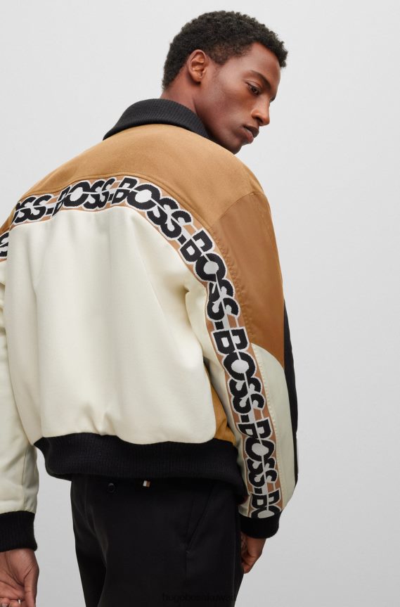 4TFNJN1443 اللون البيج Hugo Boss سترة هوغو من مزيج الصوف باللون البيج المريح مع شريط الشعار