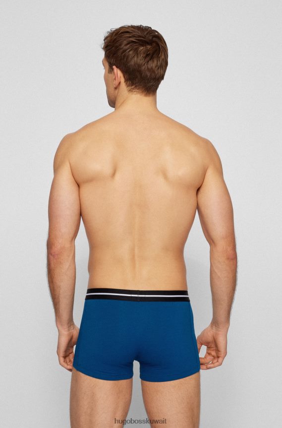 4TFNJN1459 منقوشة Hugo Boss حزمة من ثلاثة سراويل داخلية من القطن المطاطي مع أحزمة خصر تحمل الشعار ونقش هوغو