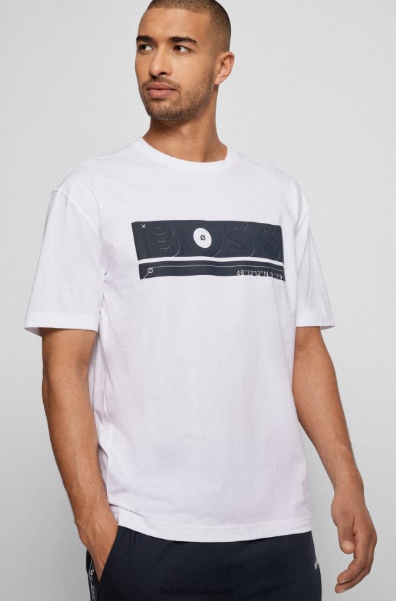 4TFNJN1472 أبيض Hugo Boss تيشيرت هوغو أبيض بقصة مريحة من القطن العضوي مع شعار فني