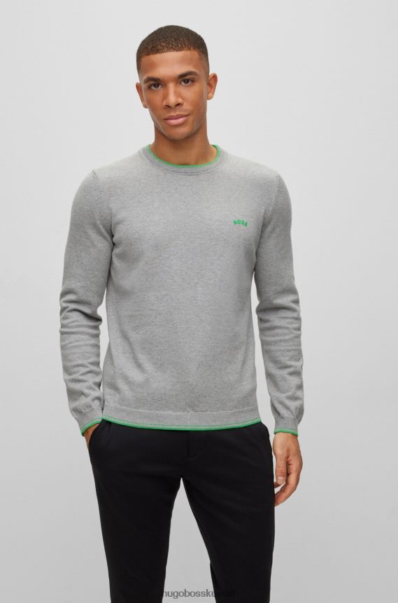 4TFNJN1487 رمادي فاتح Hugo Boss سترة من القطن العضوي بقصة عادية مع شعار منحني هوغو باللون الرمادي الفاتح