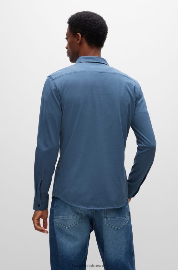 4TFNJN1515 أزرق Hugo Boss قميص بقصّة ضيّقة مصنوع من قطن الجيرسيه مع أزرار مطاطية باللون الأزرق من هوغو
