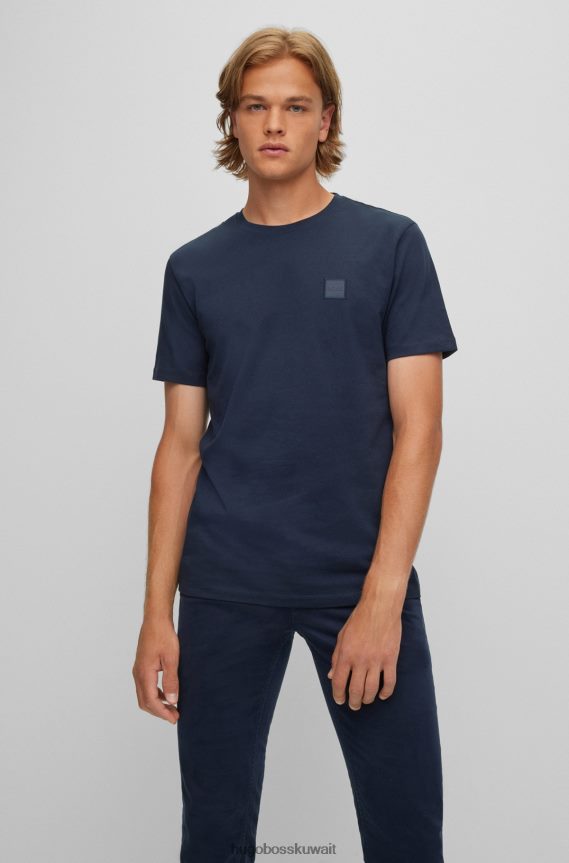 4TFNJN1580 أزرق غامق Hugo Boss تيشيرت Hugo باللون الأزرق الداكن بتصميم مريح مصنوع من قطن الجيرسيه مع رقعة الشعار