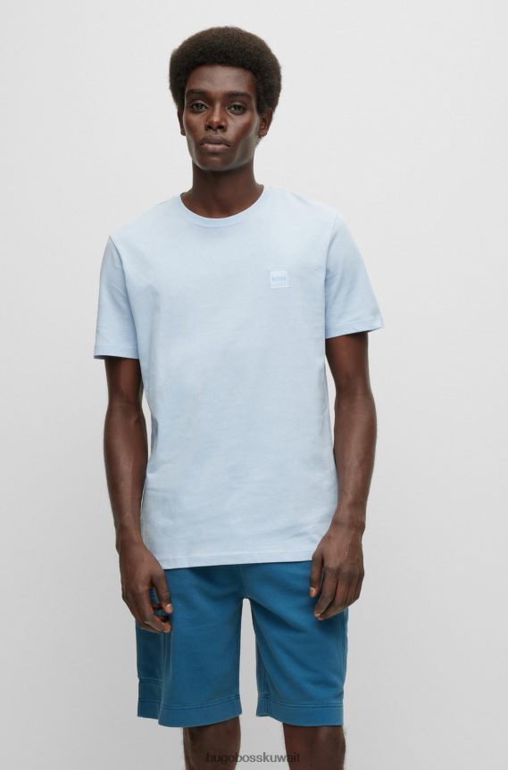 4TFNJN1583 أزرق فاتح Hugo Boss تي شيرت أزرق فاتح بقصّة مريحة مصنوع من قطن الجيرسيه مع رقعة شعار Hugo