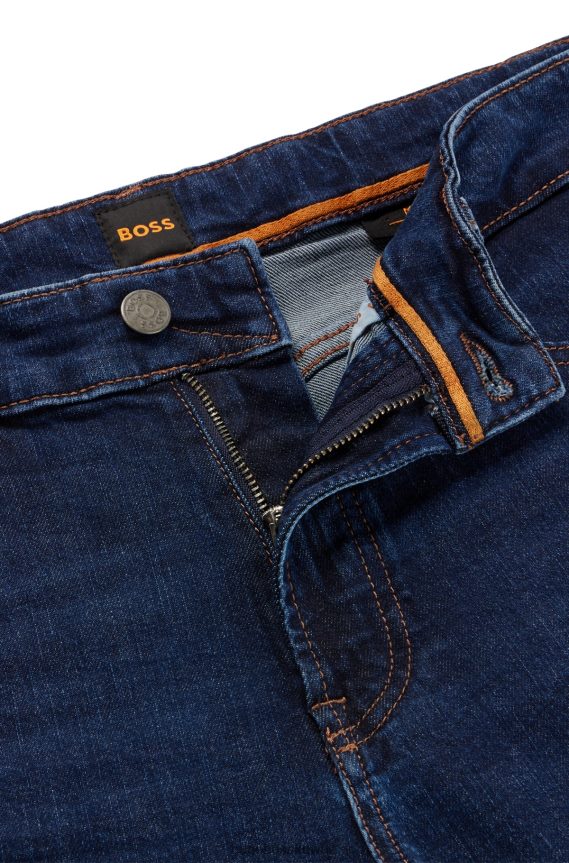 4TFNJN1595 أزرق غامق Hugo Boss بنطلون جينز أزرق داكن بقصة عادية من قماش الدنيم المريح والمطاط باللون النيلي الرخامي