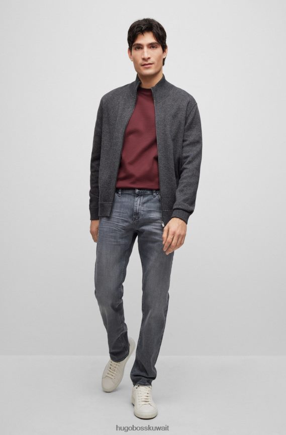 4TFNJN1612 رمادي Hugo Boss هوغو جينز رمادي بقصة عادية من قماش الدنيم الإيطالي الرمادي الناعم الملمس