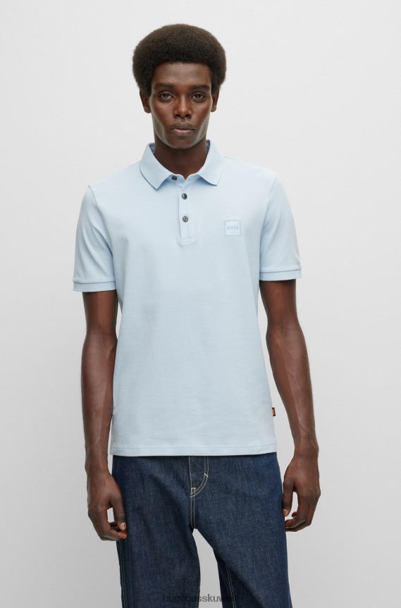 4TFNJN1613 أزرق فاتح Hugo Boss قميص بولو من هوغو مصنوع من القطن المطاطي بقصة ضيقة مع رقعة شعار باللون الأزرق الفاتح