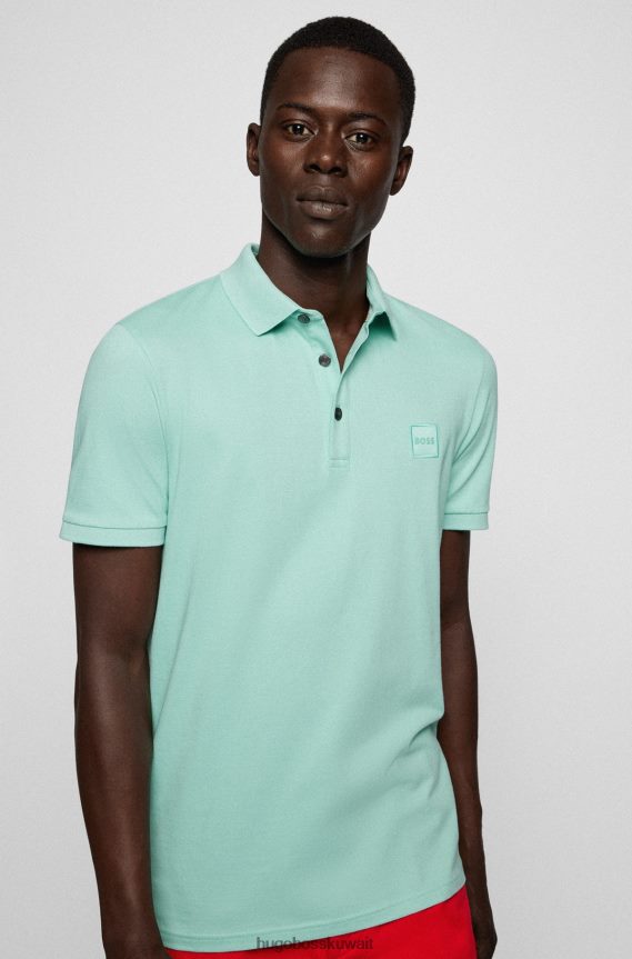4TFNJN1620 اخضر فاتح Hugo Boss قميص بولو من القطن المطاطي بقصة ضيقة مع رقعة شعار هوغو باللون الأخضر الفاتح