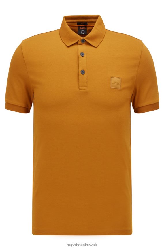 4TFNJN1623 اللون البيج Hugo Boss قميص بولو هوغو من القطن المطاطي ذو قصة ضيقة باللون البيج مع رقعة الشعار