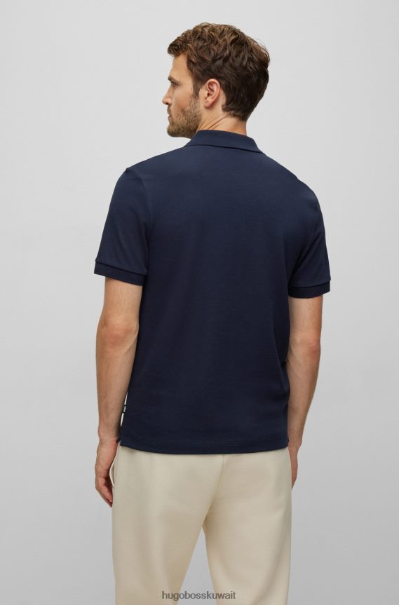 4TFNJN1634 أزرق غامق Hugo Boss قميص بولو من قطن بيكيه مع شريط هوغو المميز باللون الأزرق الداكن