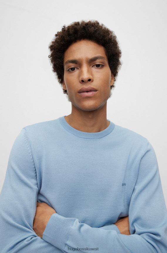 4TFNJN1641 أزرق فاتح Hugo Boss سترة مطرزة بشعار هوغو باللون الأزرق الفاتح من الصوف المسؤول