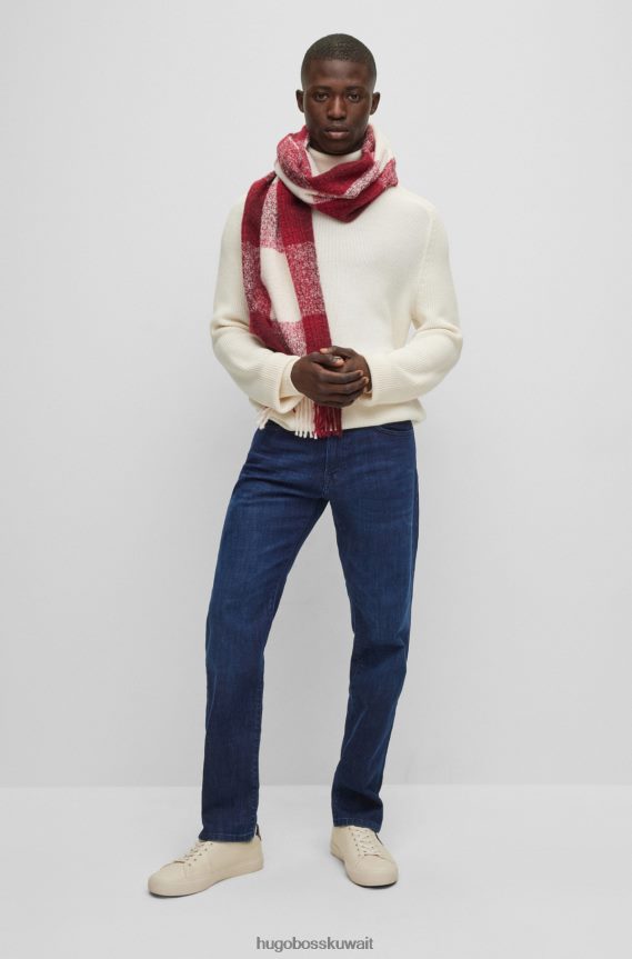 4TFNJN1653 أزرق غامق Hugo Boss جينز هوغو ذو قصة عادية باللون الأزرق الداكن من قماش الدنيم الأزرق فائق التمدد