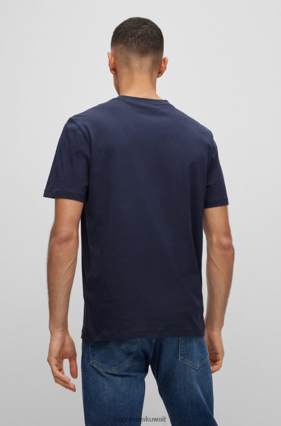 4TFNJN1659 أزرق غامق Hugo Boss تي شيرت هوغو من قطن الجيرسي باللون الأزرق الداكن مع طباعة شعار مكدس