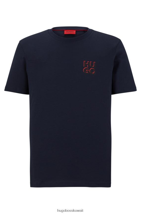 4TFNJN1659 أزرق غامق Hugo Boss تي شيرت هوغو من قطن الجيرسي باللون الأزرق الداكن مع طباعة شعار مكدس
