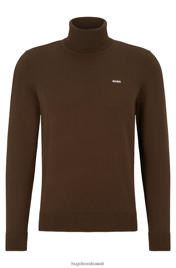 4TFNJN1667 بني غامق Hugo Boss سترة هوغو من مزيج القطن مع شعار الصدر باللون البني الداكن