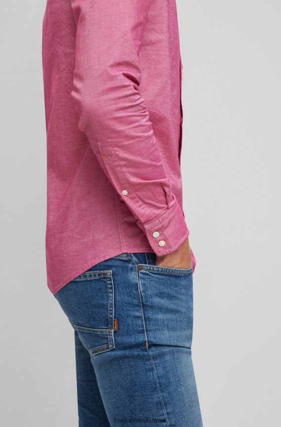 4TFNJN1728 لون القرنفل Hugo Boss قميص بقصة ضيقة من قطن أكسفورد المطاطي باللون الوردي