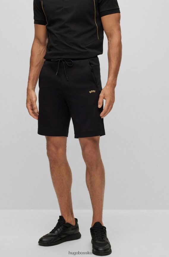 4TFNJN1773 أسود Hugo Boss شورت هوغو أسود بقصة عادية مصنوع من قماش مطاطي مع عمل فني شبكي