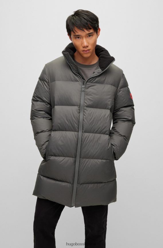 4TFNJN1790 الرمادي الداكن Hugo Boss معطف منتفخ مقاوم للماء مع شعار أحمر اللون باللون الرمادي الداكن من Hugo