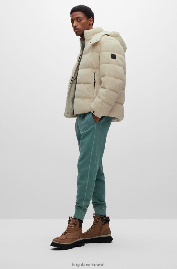 4TFNJN1802 أبيض Hugo Boss سترة مبطنة مريحة من صوف الشيربا باللون الأبيض