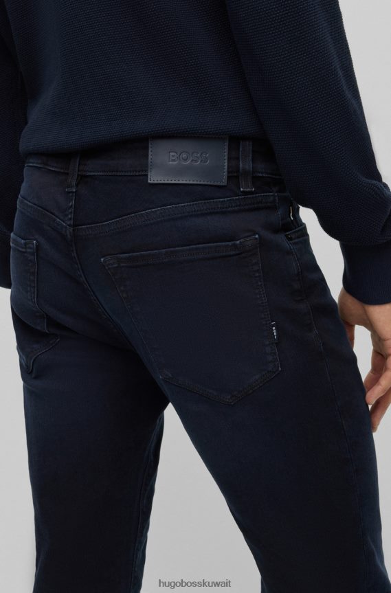 4TFNJN1805 أزرق غامق Hugo Boss جينز أزرق داكن بقصة عادية من قماش الدنيم المريح المطاطي باللون الأزرق والأسود